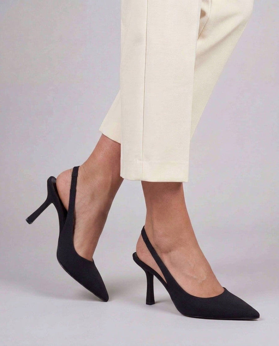 BELLA - Black Detail