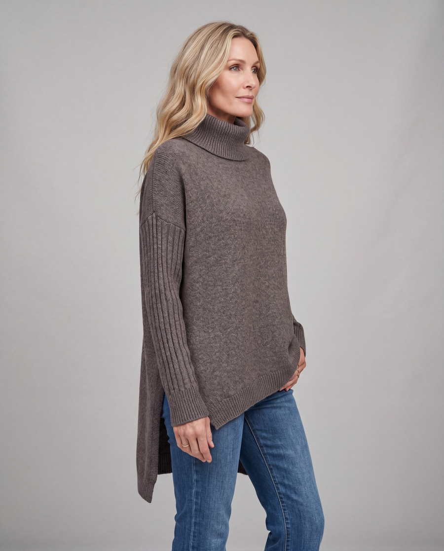 Irina | Oversized Turtleneck Sweater