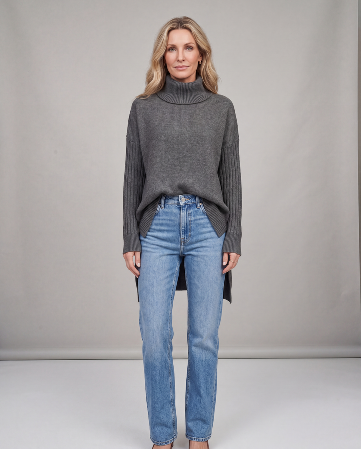 Irina | Oversized Turtleneck Sweater
