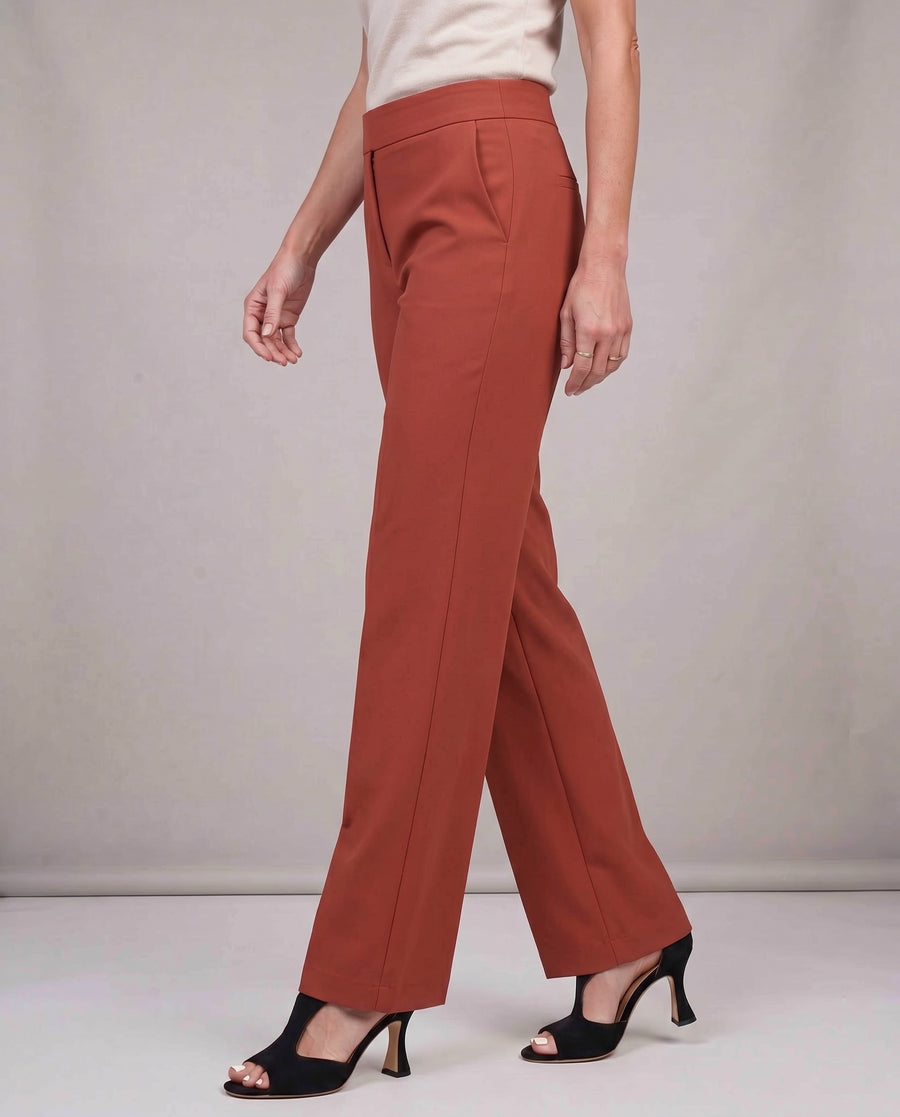 SANDRA - Red Walking