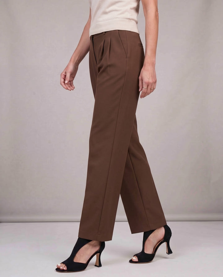 TURNI - Brown Walking
