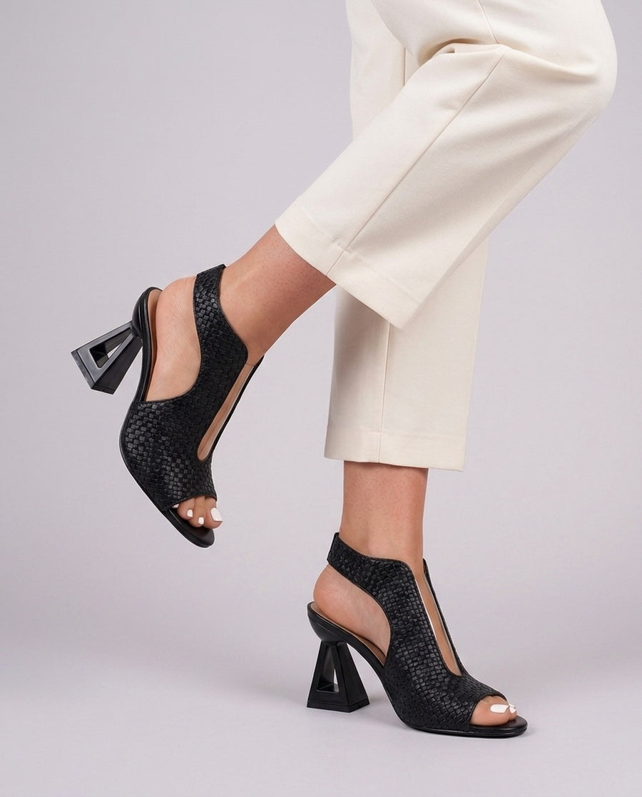 ZoeHeels - Black Studio