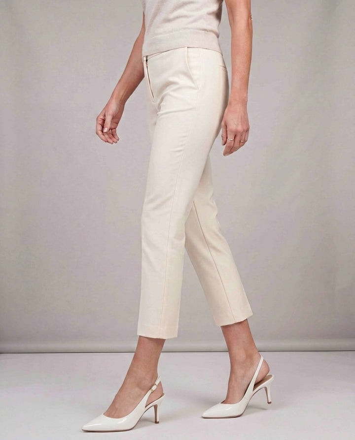 ZURI - White5cm Walking
