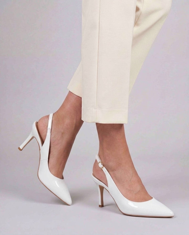 ZURI - White75cm Closeup