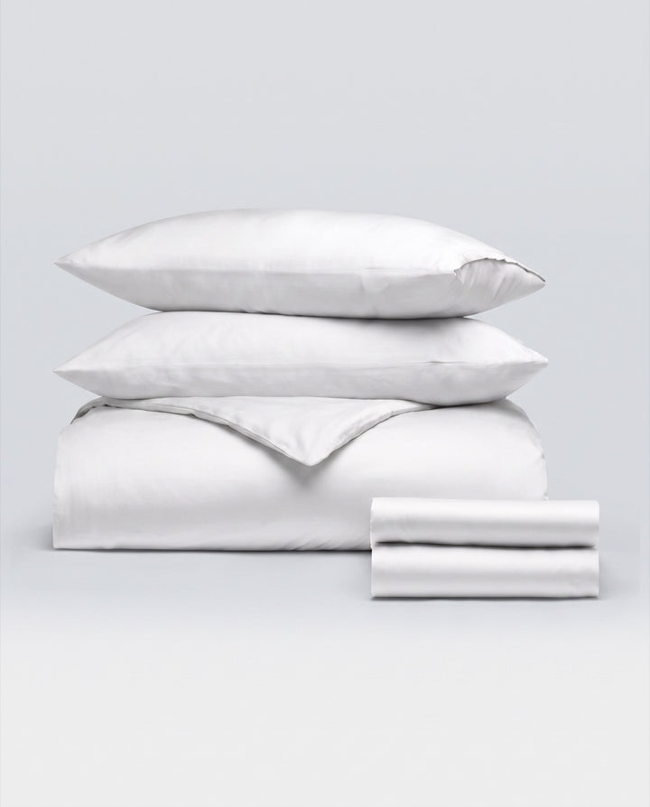 colour:white The 3am Pillowcase - White